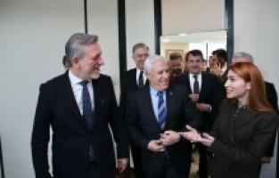 Mustafa Bozbey’den BTSO Başkanı Burkay’a ziyaret