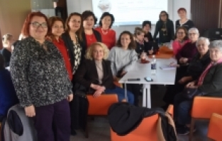 Nilüferli kadınlar geri dönüşümü konuştu