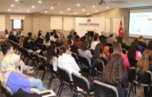 BALKANTÜRKSİAD’DAN dijital dönüşüm zirvesi