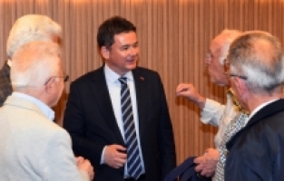Başkan Aydın, makamının kapılarını halka açtı