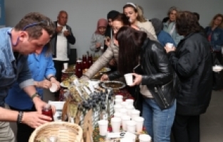 Yenilebilir yabani otları eğitimde tanıdılar