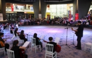 Bilgi Evleri öğrencilerinden yetenek dolu gösteri