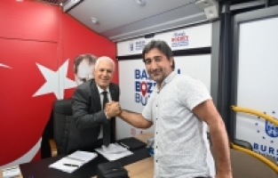 Başkan Bozbey makamını Büyükorhan’a taşıdı