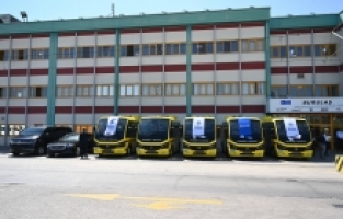 Bursa'da lüks makam araçları kamu yararına takas edildi
