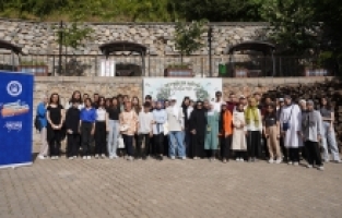 Gençler doğa için yürüdü