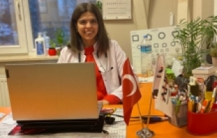 AHEF UYARDI: Gastroenterit Vakaları Arttı! Yediklerinize dikkat edin!