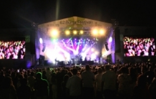 KÖFN ve Feride Hilal Akın, Bursa Festivali’nde gençlerle buluştu