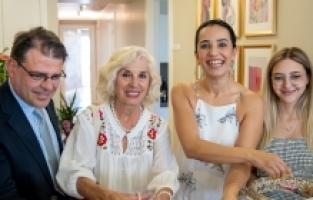 Op. Dr. Pınar Türk'ten şık davet