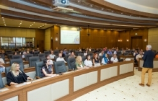 Belediye personeline ‘Etkili iletişim, problem çözme ve liderlik eğitimi’