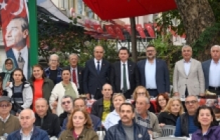 Başkan Aydın'dan Hocahasan Mahallesi sakinlerine kahvaltılı ziyaret