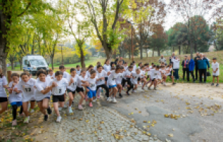 Bursa'da 17. Başöğretmen Atatürk Kros Yarışması coşkusu