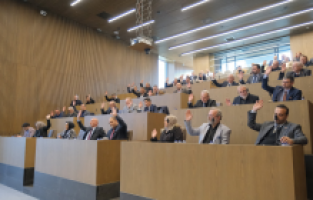 İnegöl Belediye Meclisi'nden kırsal kalkınma hamlesi: Doğal gaz için imzalar atıldı