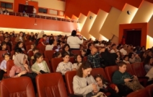 İznik Belediyesi’nden çocuklara sanat ve doğa hediyesi