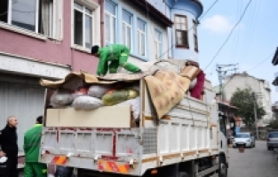 Kayıhan'da çöp ev kabusu sona erdi
