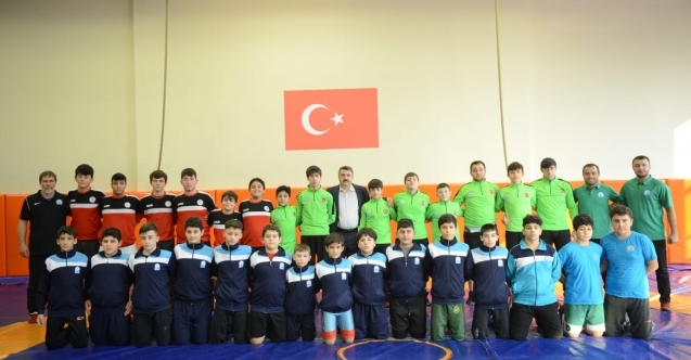 Yeni #039;Naimler#039; Yıldırım#039;da yetişiyor