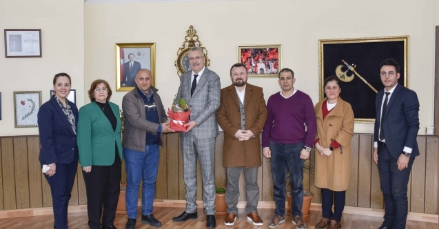 Karacabey Belediyesi emekçinin her zaman yanında