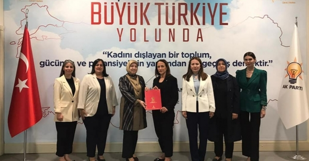 Ak Mudanya Kadın ve Gençlik Kollarında Başkanlar Belirlendi