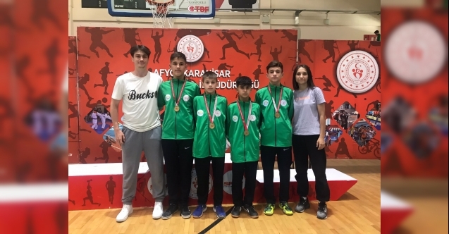 Osmangazili Badmintoncular Yeniden Zirvede