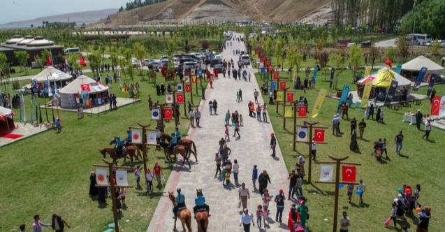 Bursanın değerleri Ahlatta tanıtıldı
