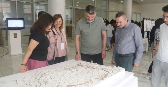 Mimar Adayları Hisarı Masaya Yatırdı