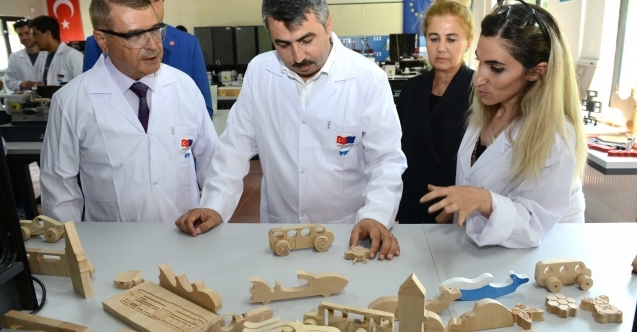 Yıldırımda Önce Eğitim Sonra İş