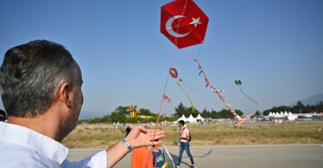 BURSA SEMALARINDA ZAFER ÇOŞKUSU