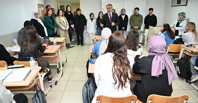 Bursa Büyükşehir Belediyesi#039;nden öğrencilere 80 milyon TL#039;lik burs desteği