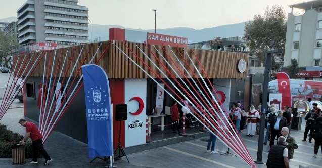 Bursada Kızılaya modern bina