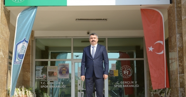Yıldırıma bir kütüphane daha
