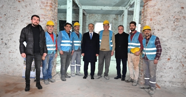 Tarihi yapıda hummalı çalışma
