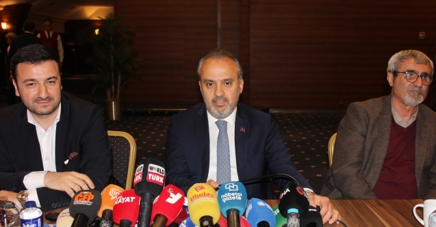 Alinur Aktaş başkanlığa veda etti