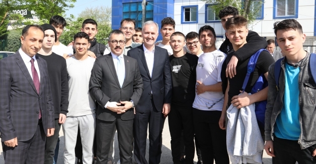 Gençlerin yoluna ışık tutacak etkinlik başladı