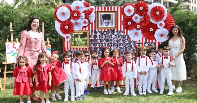 Nilüferli miniklerden renkli gösteriler