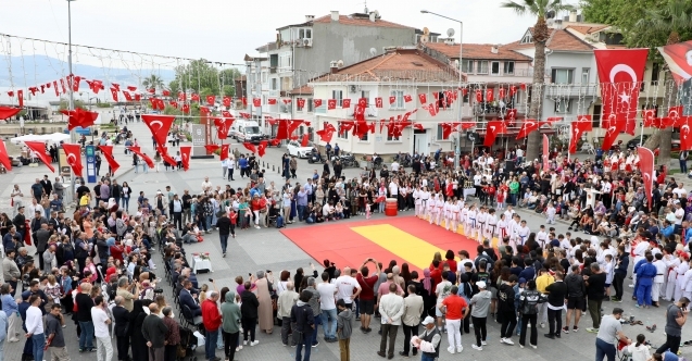 19 Mayıs Mudanya#039;da çoşkuyla kutlandı
