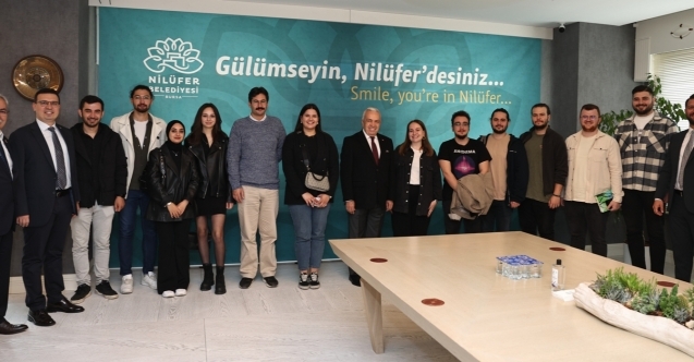 Başkan Şadi Özdemirden gençlere Yanınızdayız” mesajı