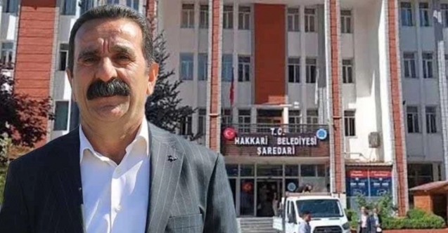 Gözaltına alınan Hakkari Belediye Başkanı Mehmet Akış görevden alındı