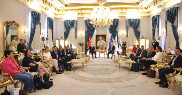 Kardeş şehir Hessenden Başkan Bozbeye ziyaret