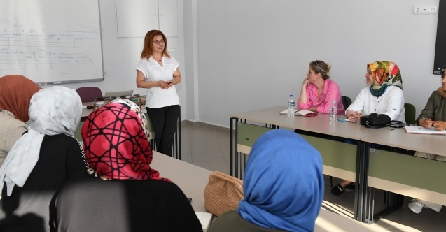 Osmangazide kadınlara özel diksiyon atölyesi