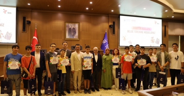 Robotik kodlamada sertifika heyecanı