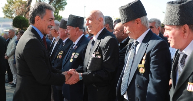 Başkan Deviren Gaziler ile bir araya geldi