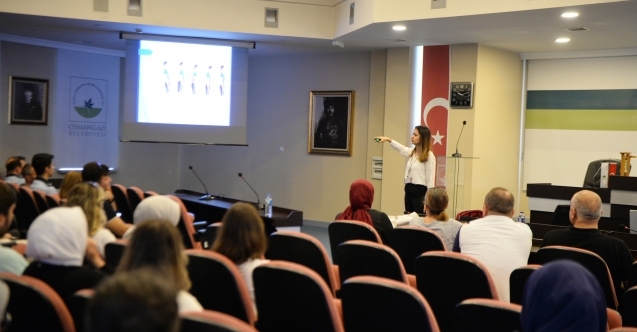 Belediye personeline sağlıklı beslenme ve ofis ergonomisi eğitimi