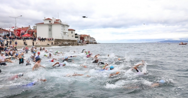 Triatlon Mudanyaya çok yakıştı