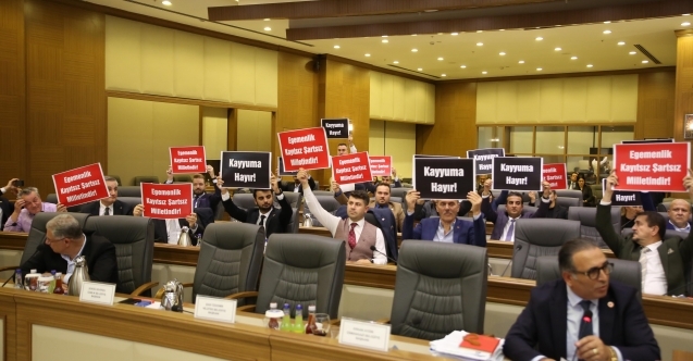Başkan Bozbey, Cami üzerinden siyaset yapana lanet olsun”