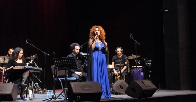 quot;Dünya Sesleri Bursa#039;daquot; konserleri Lena Chamamyan ile başladı