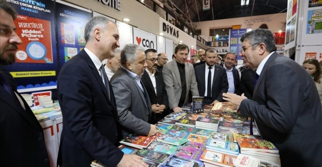 İnegöl Belediyesi 8. Kitap Fuarı başladı