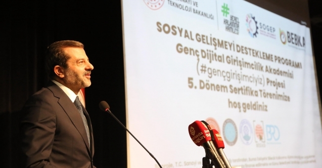 Kadınlara ve gençlere değer veren belediye