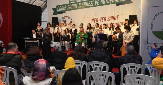 Gençlik Orkestrası ve Korosundan öğrencilere tatil konseri