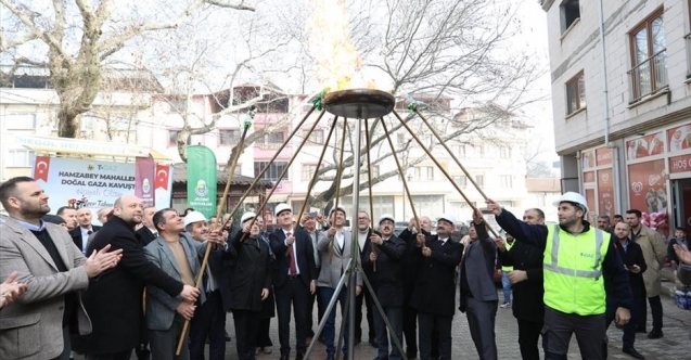 İnegölde 3 mahalle çevreci yakıt doğal gaza kavuştu