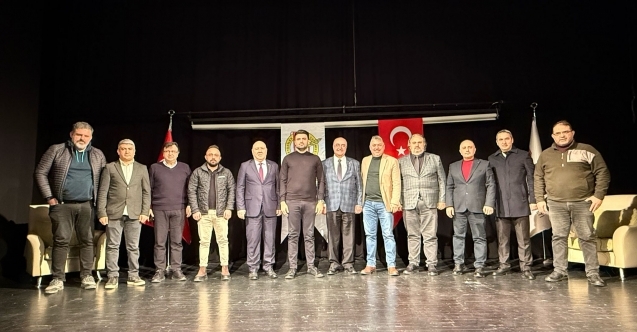 Bursaspor Başkanı Enes Çelik; Eski yöneticiler alacaklarını silmezlerse rezil ederiz