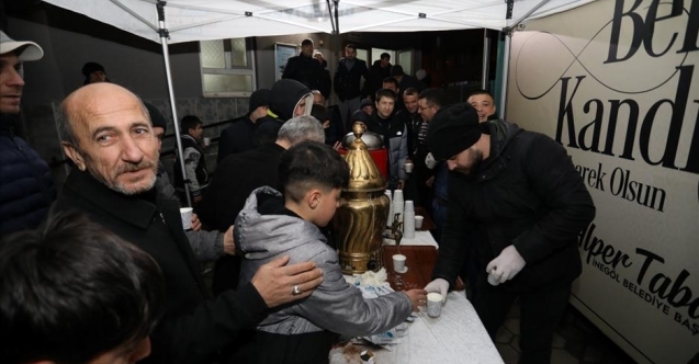 İnegöl Belediyesinden 2 Camide Kandil ikramı